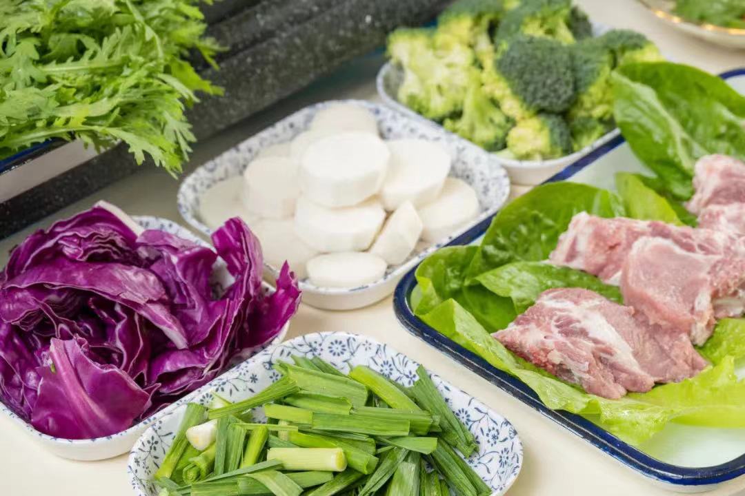 食文化 | 冬日里的有机蔬菜小火锅！